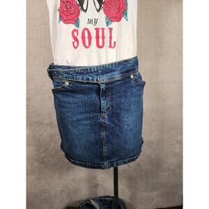 Jones Apparel Blue Stretch Denim Mini Skirt Fabric Belt Feature And Pockets GUC